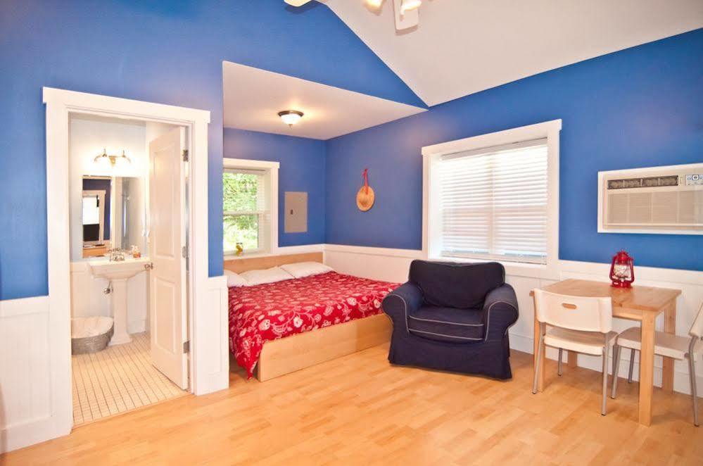 Blue Door Cottages モンティチェロ エクステリア 写真